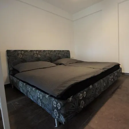 Ruhe Oase Mit Tollem Fernblick Inmitten Der شقة