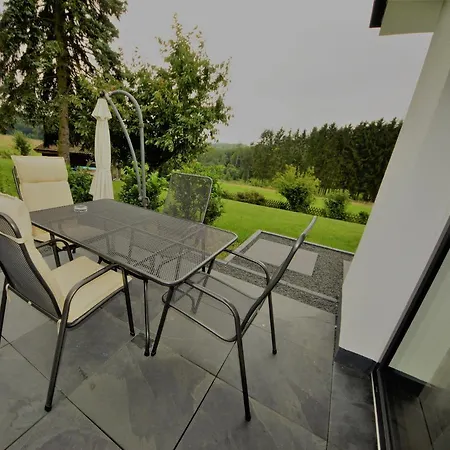 Ruhe Oase Mit Tollem Fernblick Inmitten Der Apartment